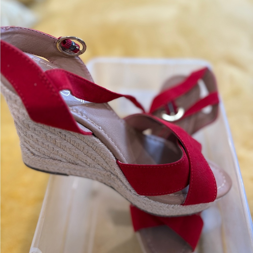 Elegant Red Wedge Sandals